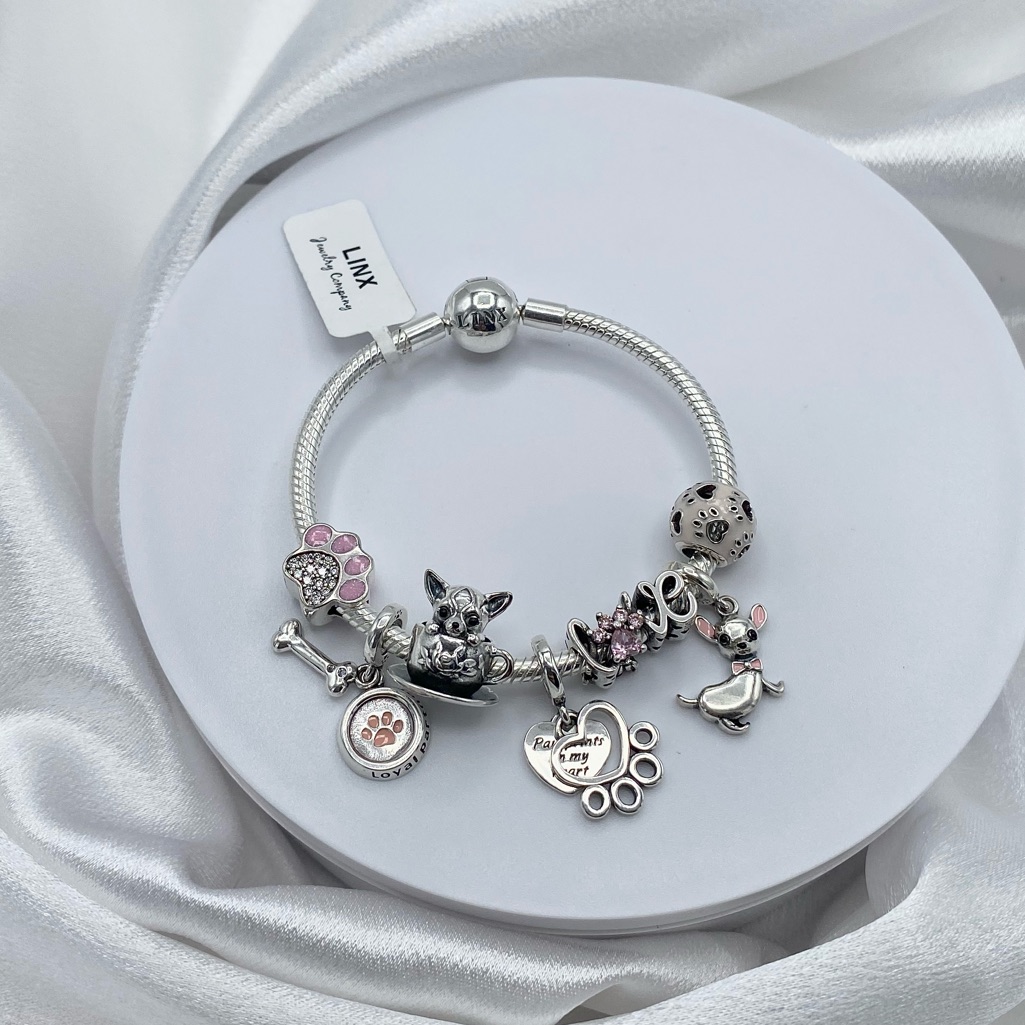 Linx Snake Chain Bracelet With Chihuahua Mama Themed Charms